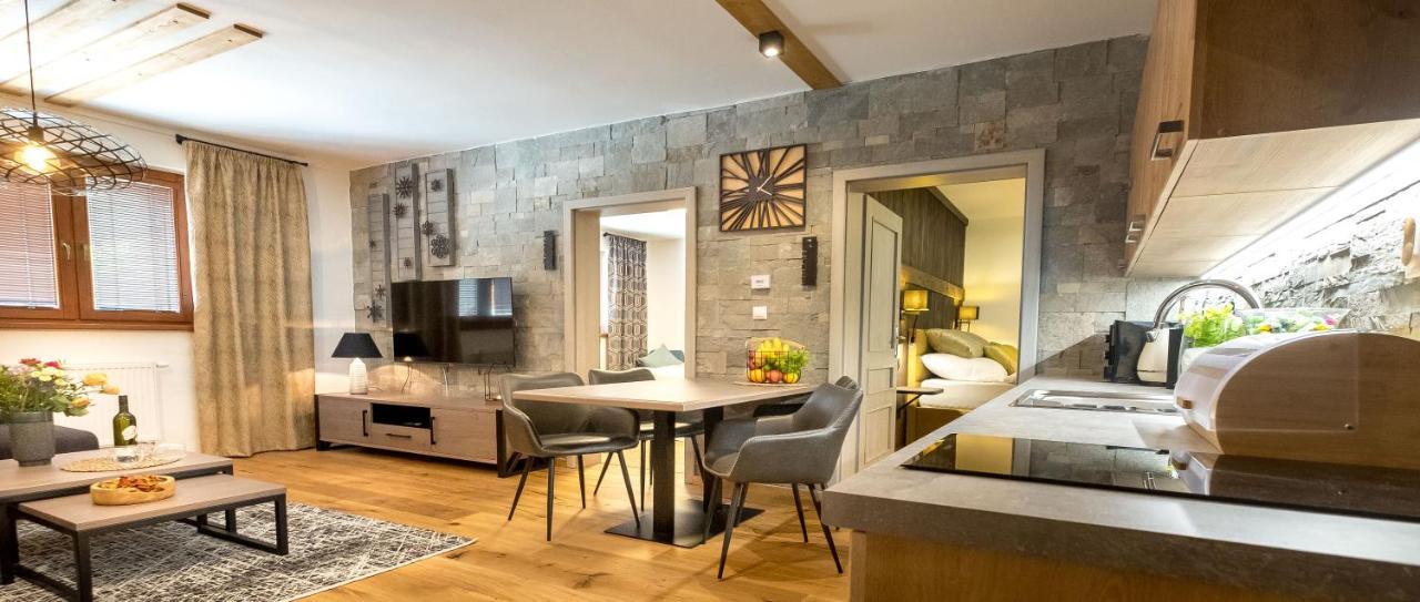 Apartman Stella Mýto pod Ďumbierom Esterno foto