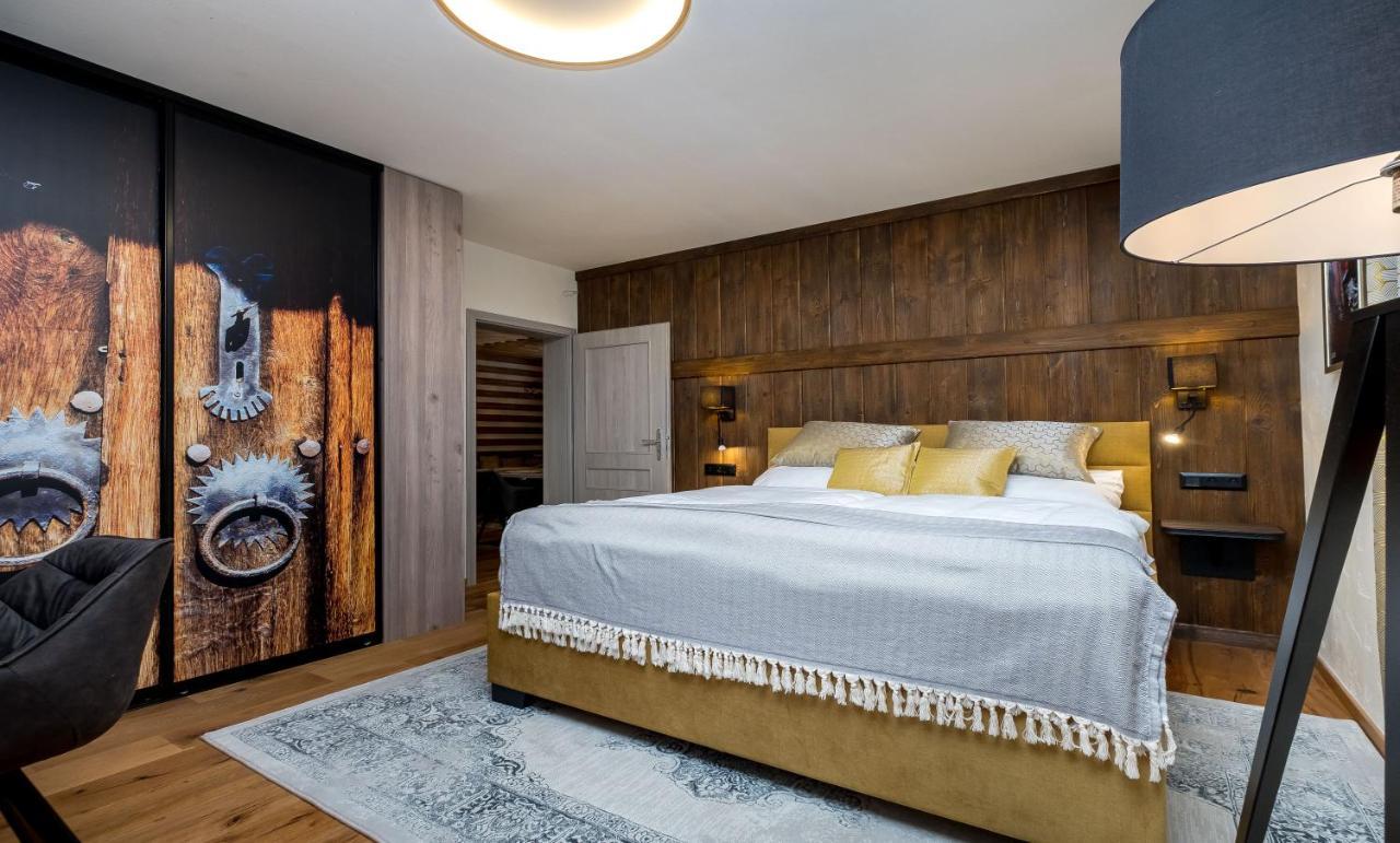 Apartman Stella Mýto pod Ďumbierom Esterno foto