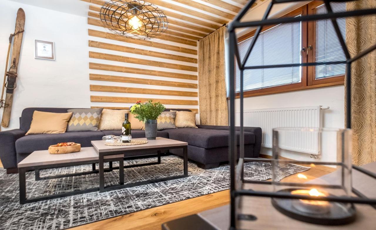 Apartman Stella Mýto pod Ďumbierom Esterno foto