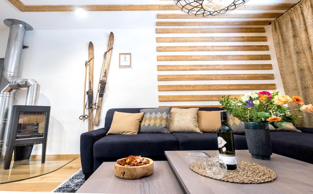 Apartman Stella Mýto pod Ďumbierom Esterno foto